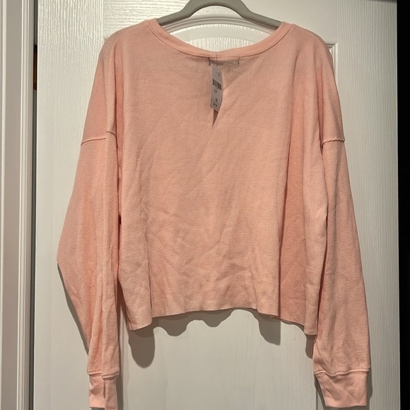 Pink California waffle knit top from Forever 21 - Picture 2 of 4